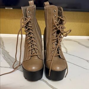 Platform Lace-Up Ankle Boots - Brown